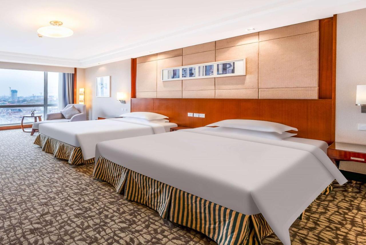Ramada Beijing North Hotel Changping Bagian luar foto