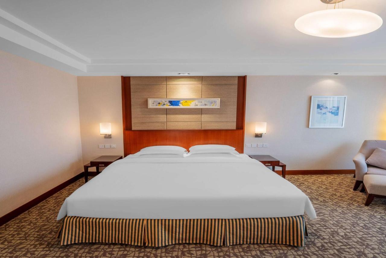 Ramada Beijing North Hotel Changping Bagian luar foto