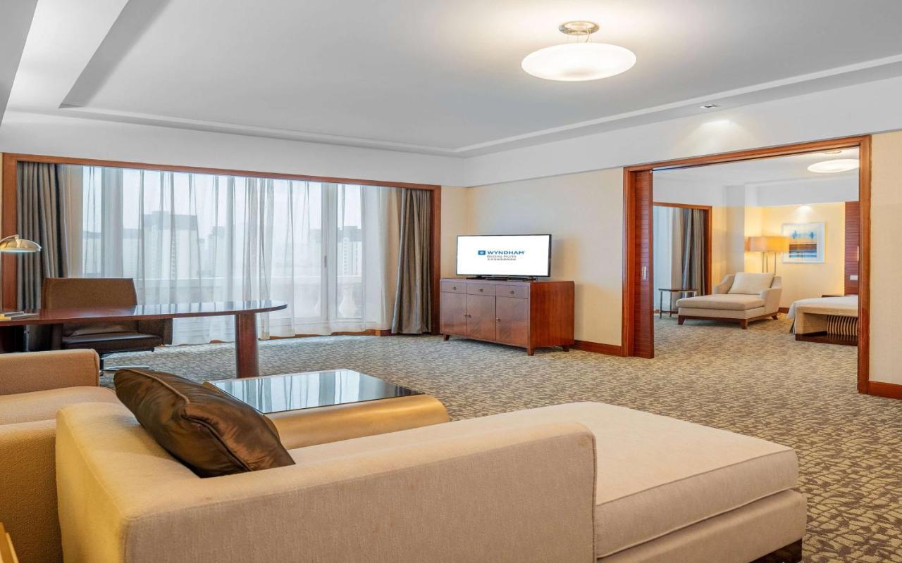 Ramada Beijing North Hotel Changping Bagian luar foto